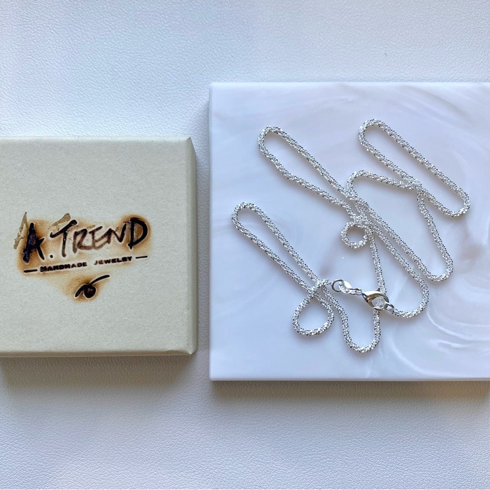 A. Trend shinning Sterling Silver Necklace